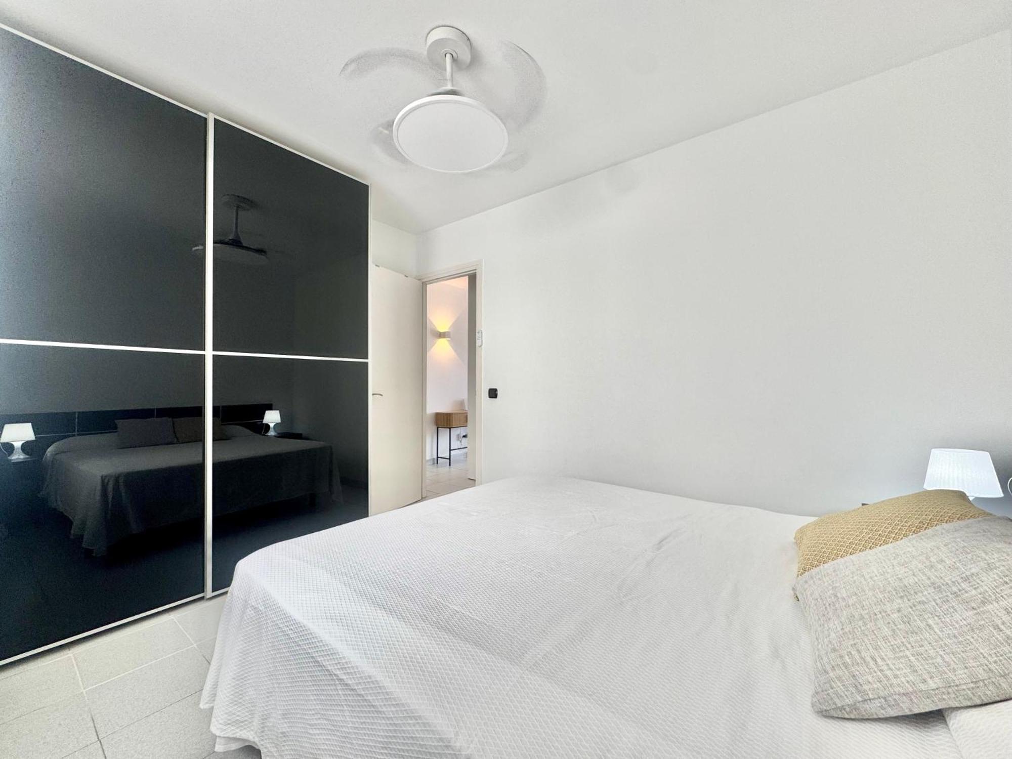 Puig Rom 106 Apartment โรเซส ภายนอก รูปภาพ